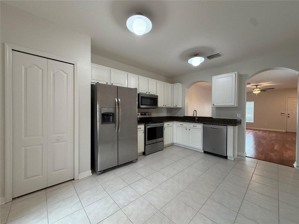 Photo of 16315 Swan View Circle, Odessa, FL 33556 (MLS # O6449371)