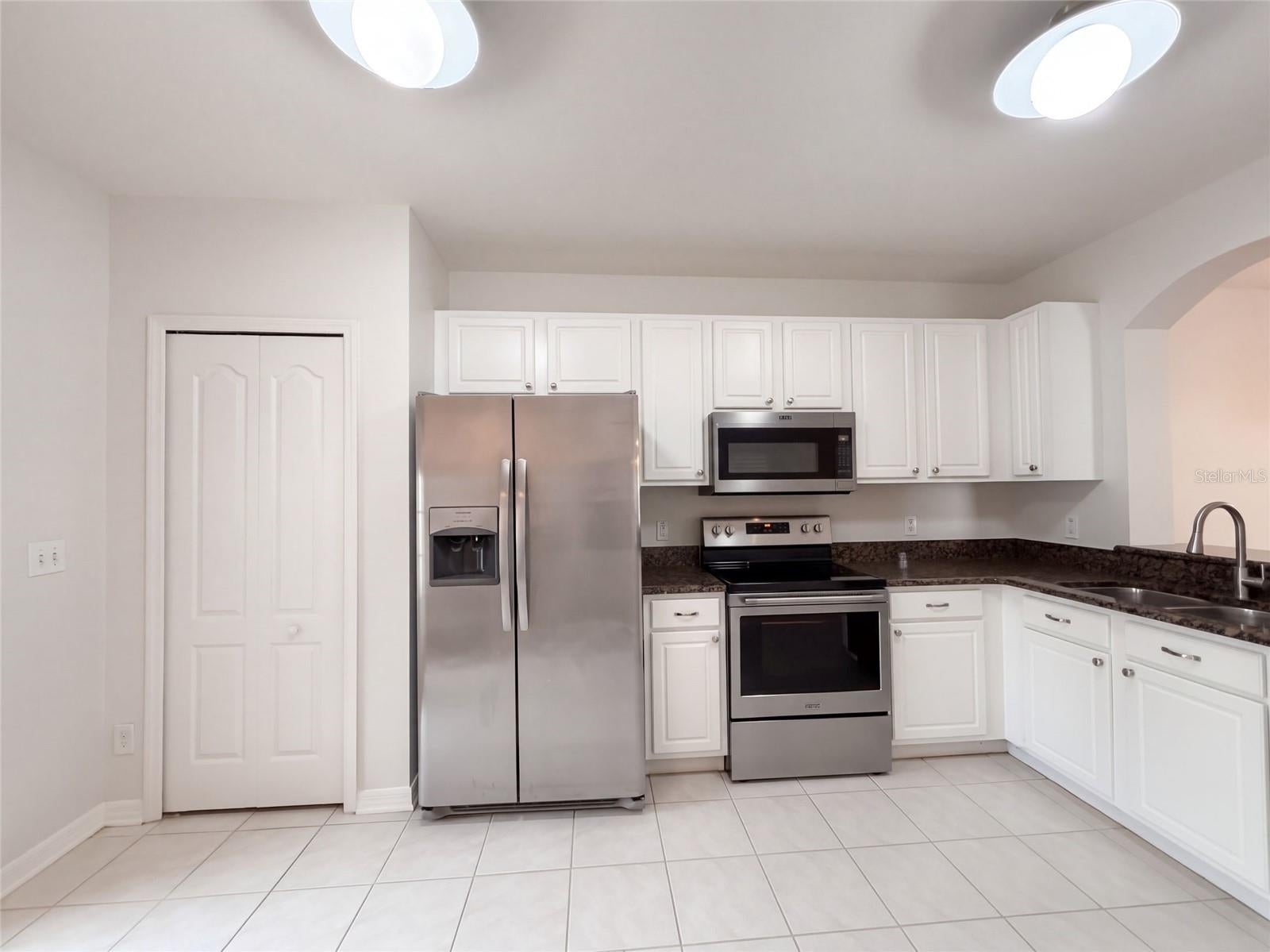 16315 SWAN VIEW CIRCLE