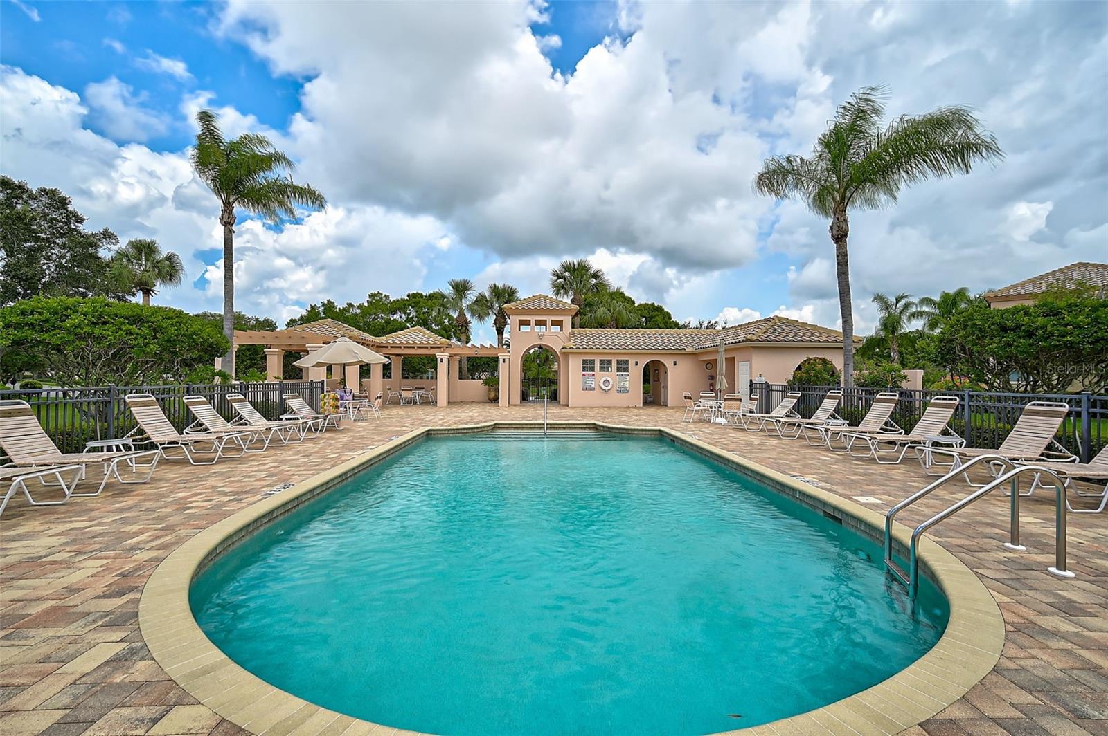 MIRA LAGO AT PALMER RANCH PH 2 - Residential