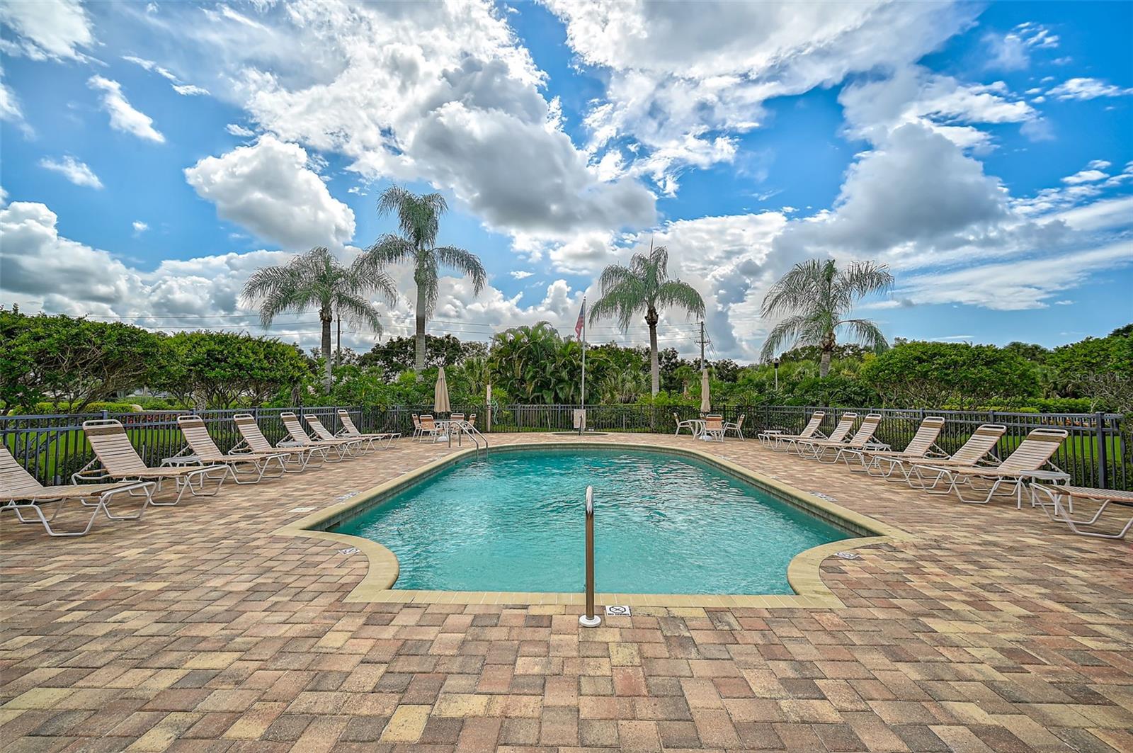 MIRA LAGO AT PALMER RANCH PH 2 - Residential