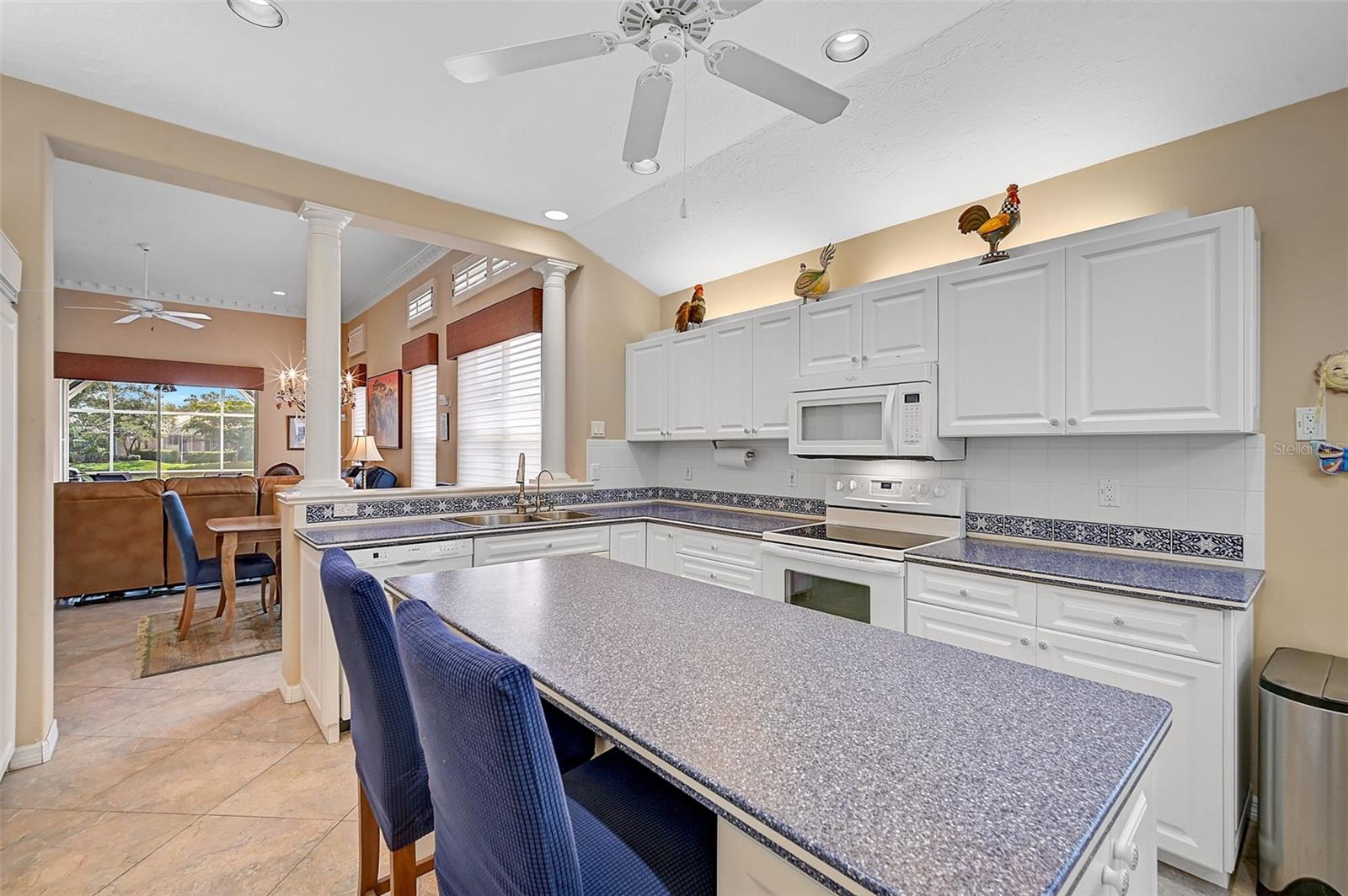 MIRA LAGO AT PALMER RANCH PH 2 - Residential