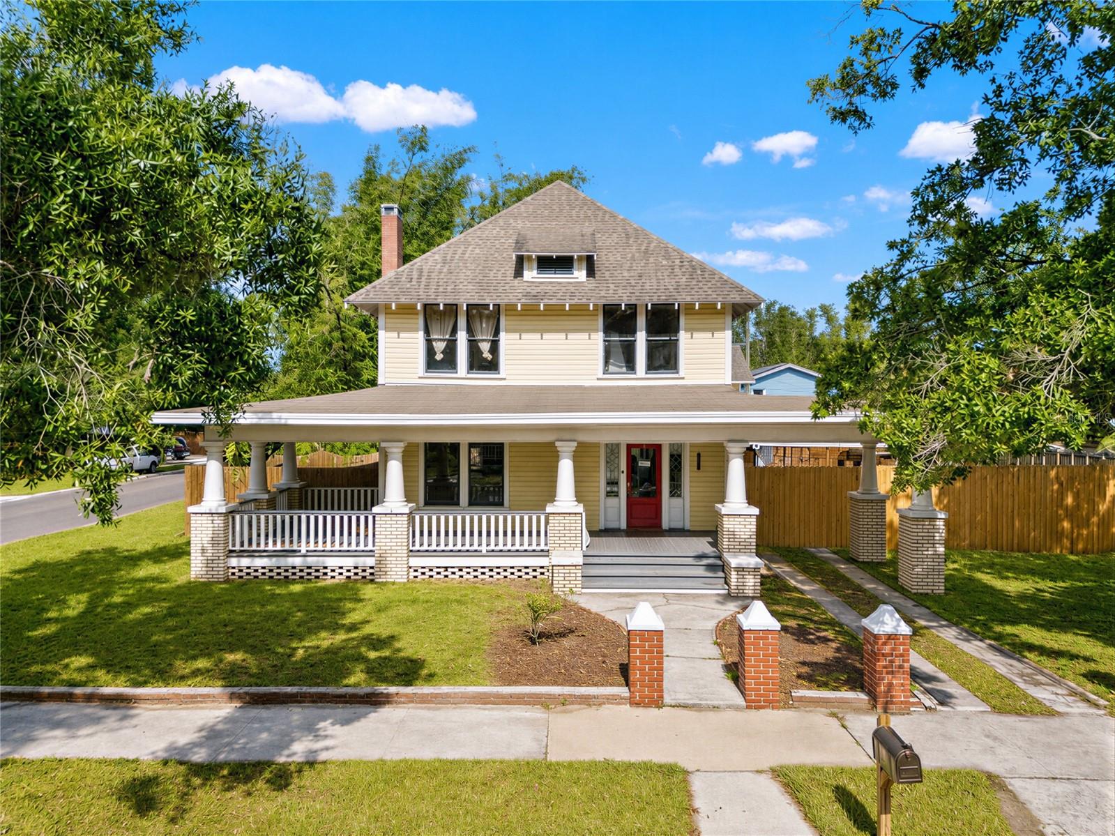 SEMINOLE HEIGHTS OF NORTH TAMP - Residential