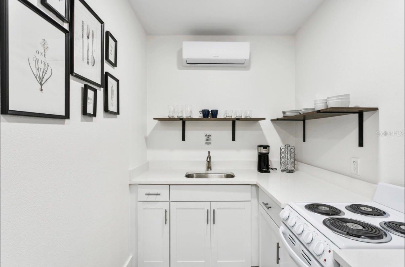SEMINOLE HEIGHTS OF NORTH TAMP - Residential