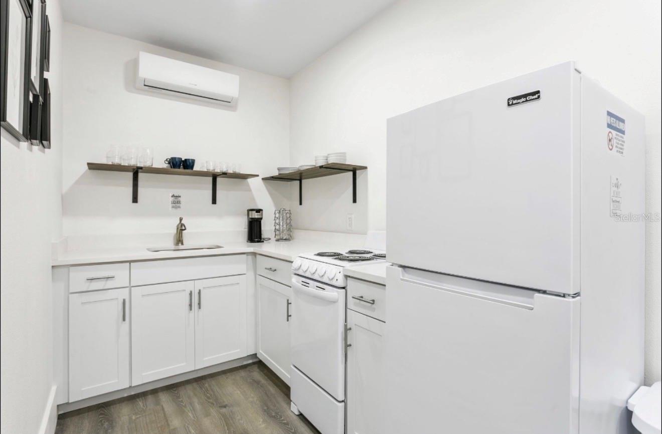 SEMINOLE HEIGHTS OF NORTH TAMP - Residential