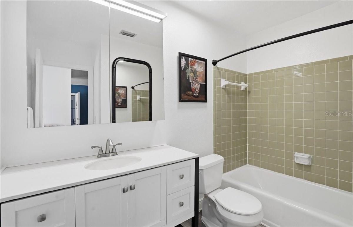 PATRIOT SQUARE APTS - Residential Lease