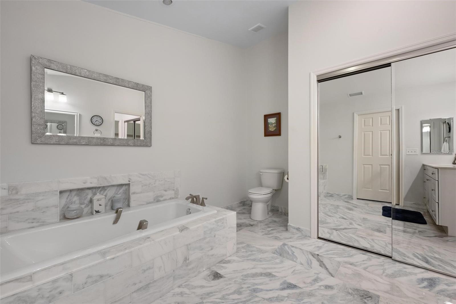 PALM-AIRE AT SARASOTA UNIT 7 PH 1 - Residential