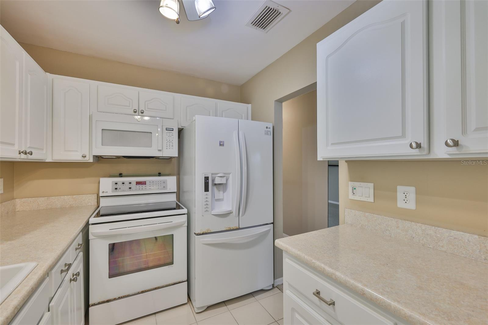 HIGHGATE E CONDO - Residential