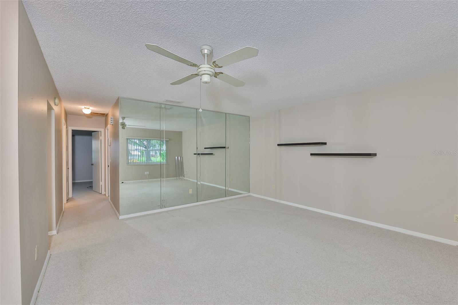 2206 HORSHAM PLACE