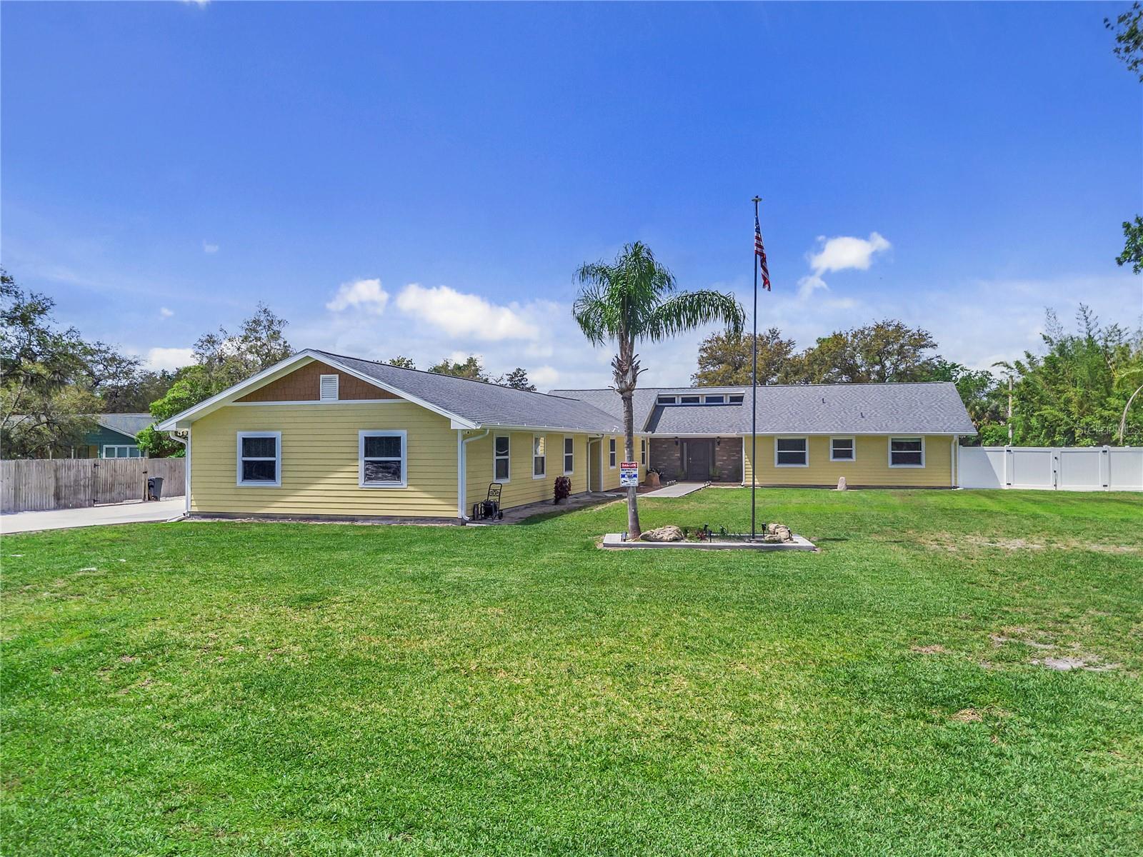 5800 SPRUCE CREEK WOODS DRIVE