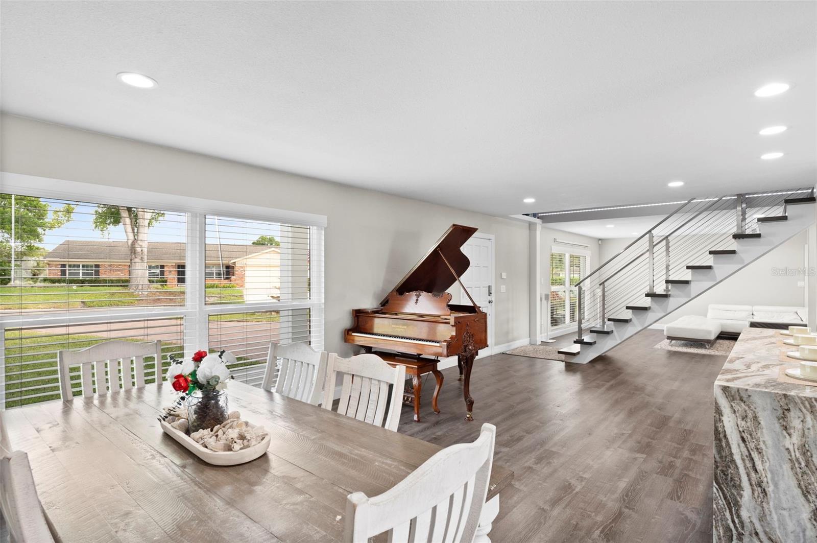 ECHOLS LAKE CARROLL ESTATES 4T - Residential