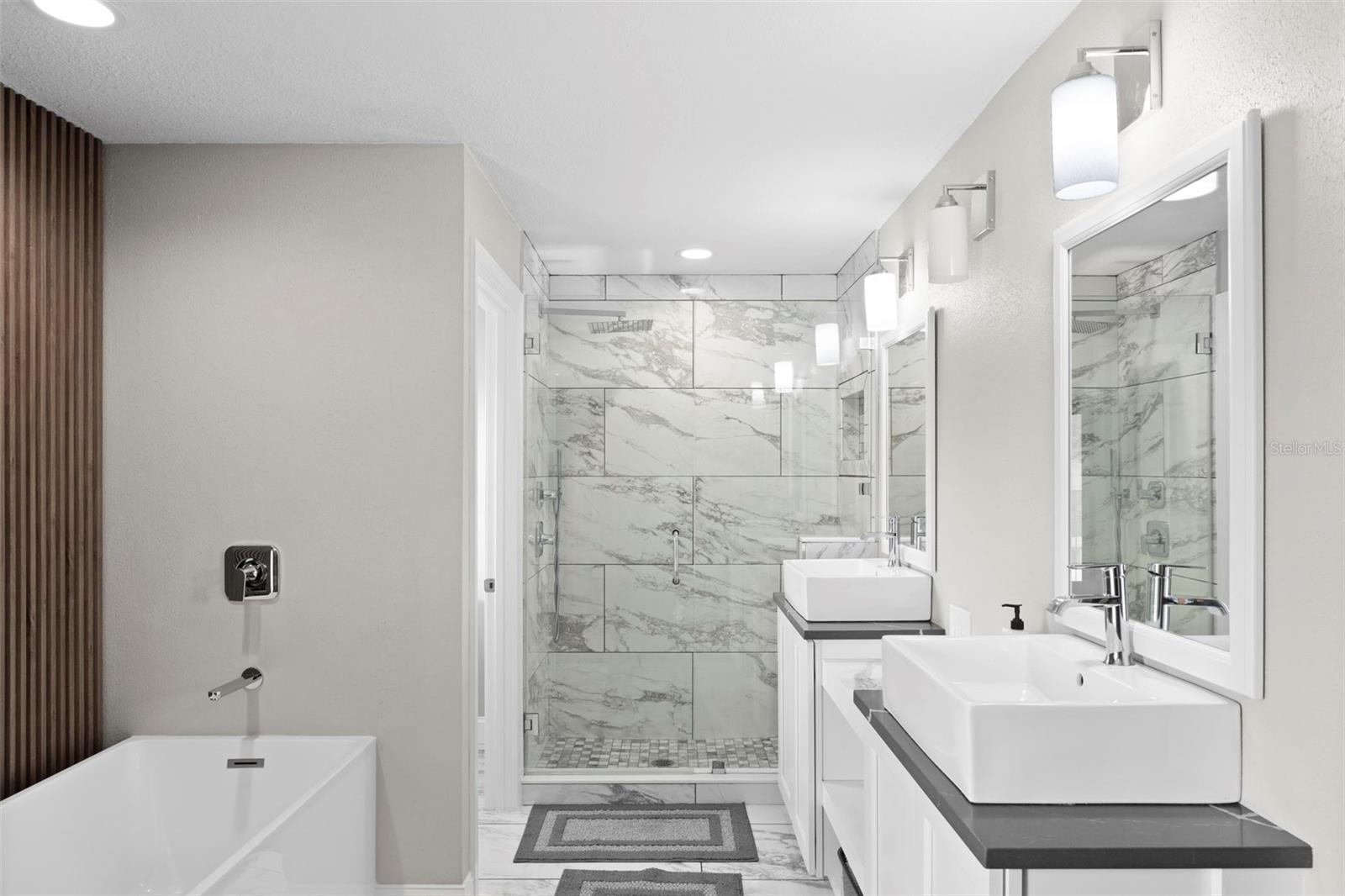 ECHOLS LAKE CARROLL ESTATES 4T - Residential