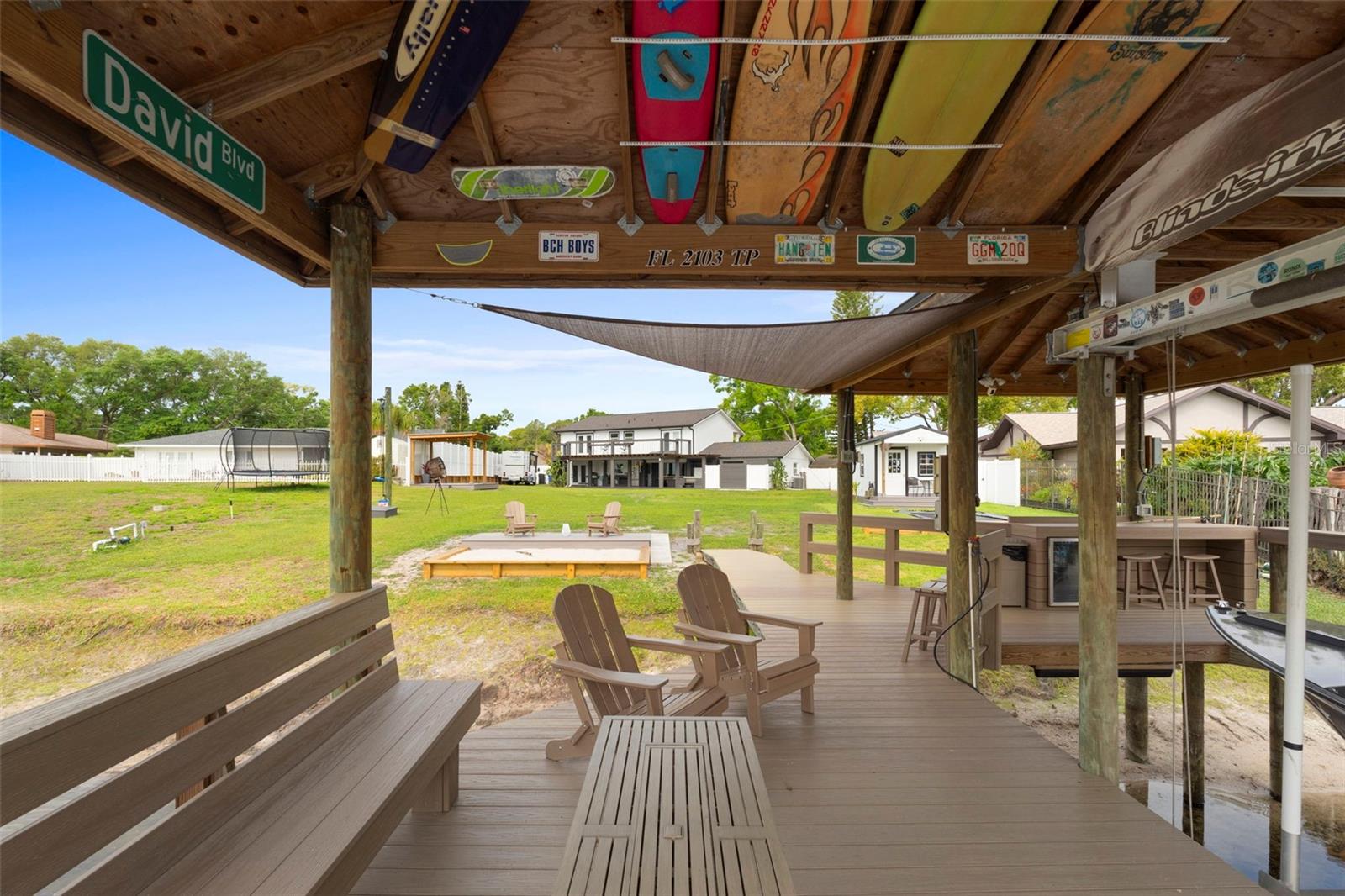 ECHOLS LAKE CARROLL ESTATES 4T - Residential