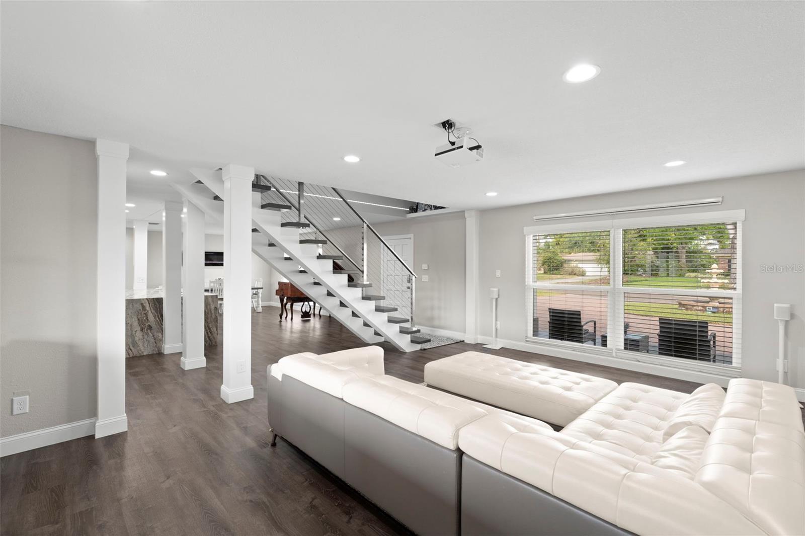 ECHOLS LAKE CARROLL ESTATES 4T - Residential