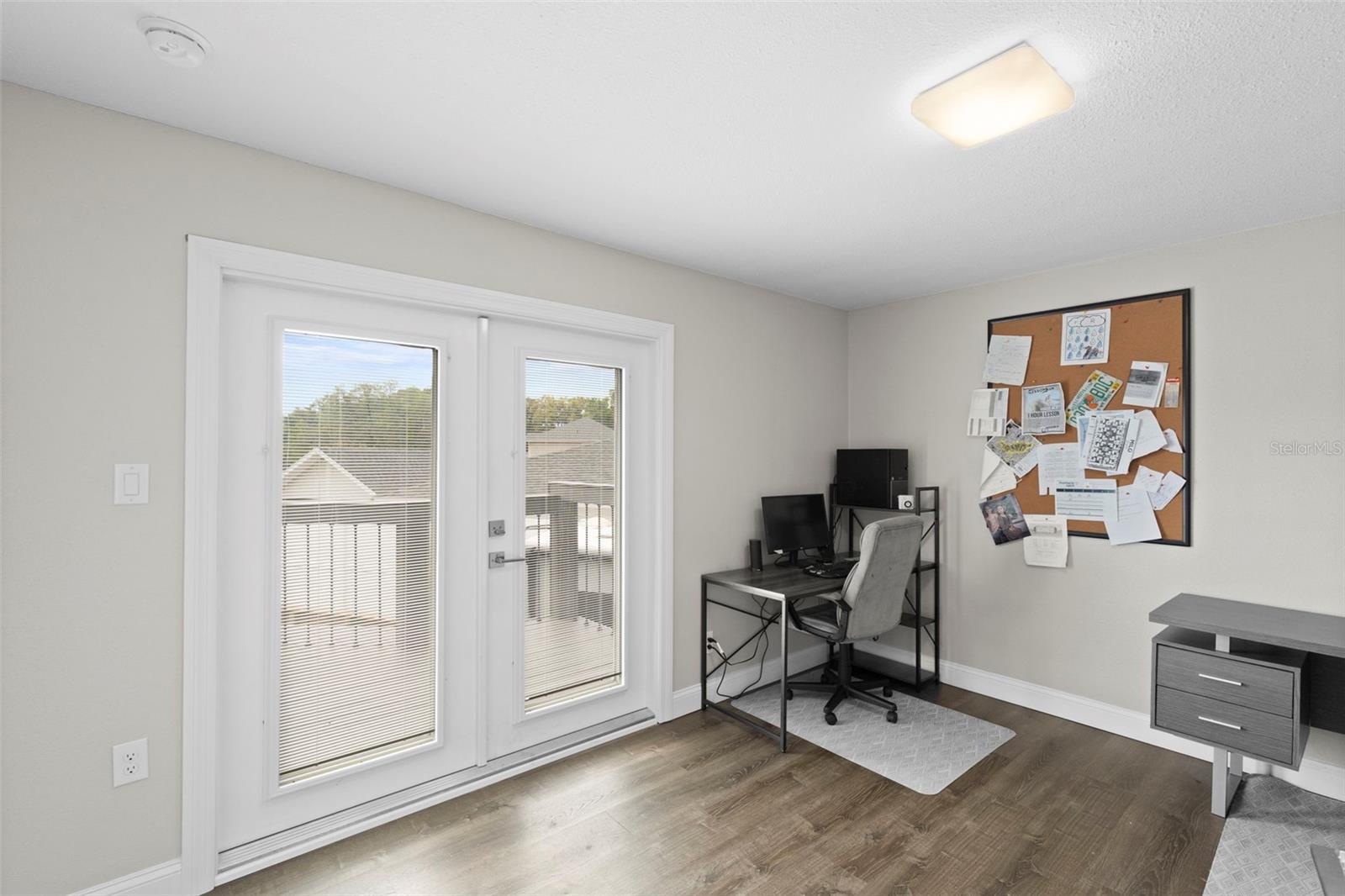 ECHOLS LAKE CARROLL ESTATES 4T - Residential