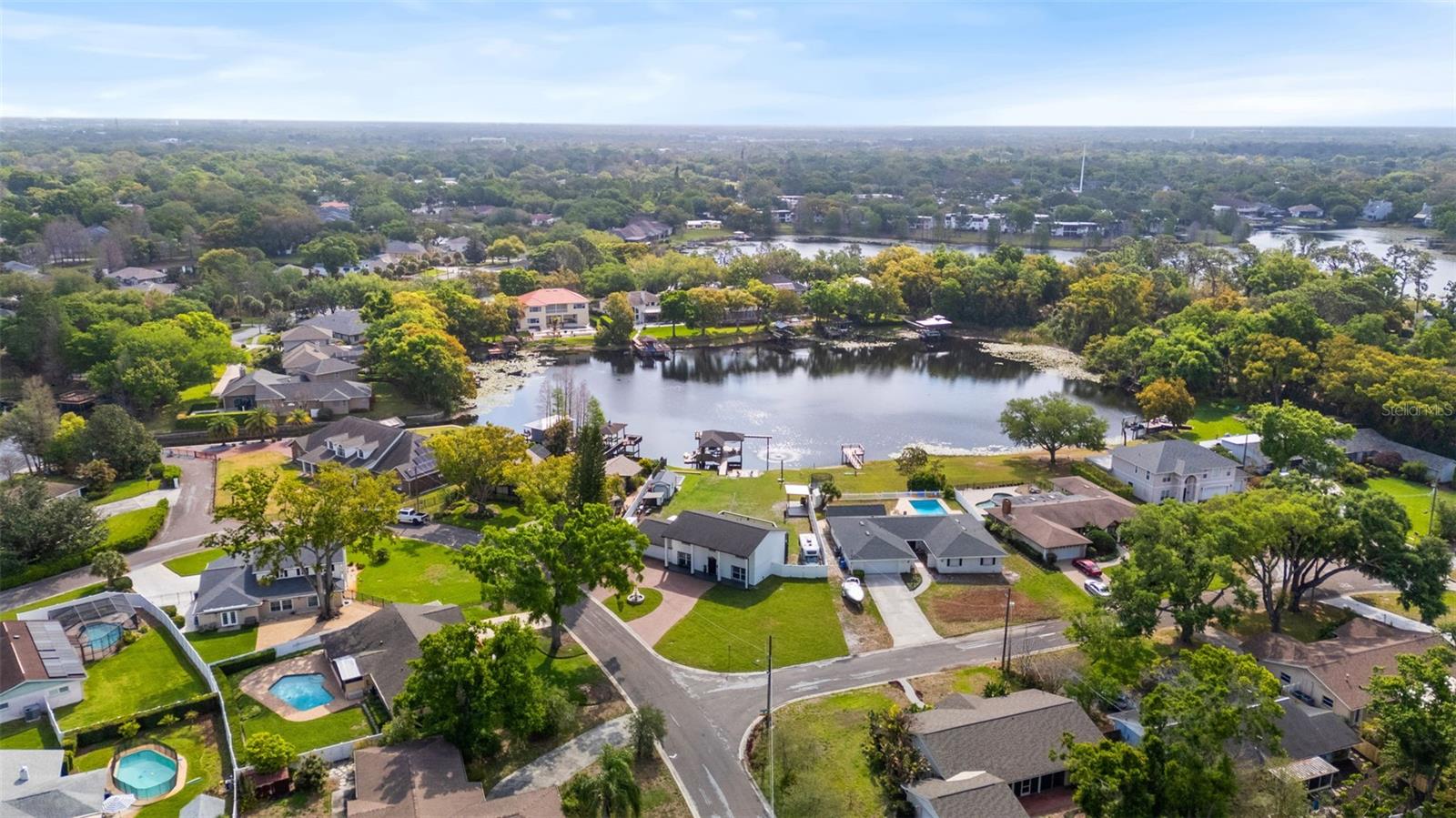 ECHOLS LAKE CARROLL ESTATES 4T - Residential