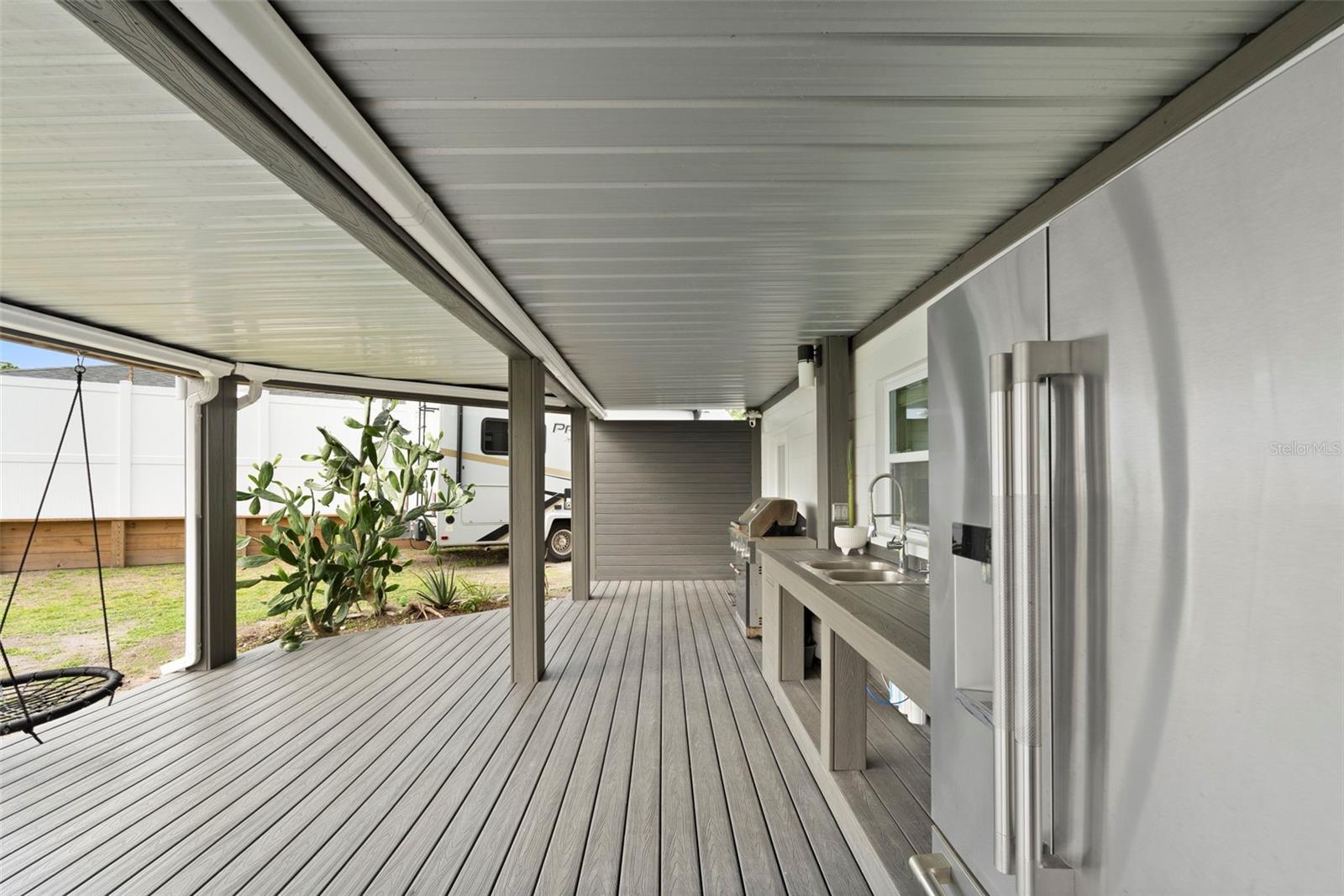 ECHOLS LAKE CARROLL ESTATES 4T - Residential