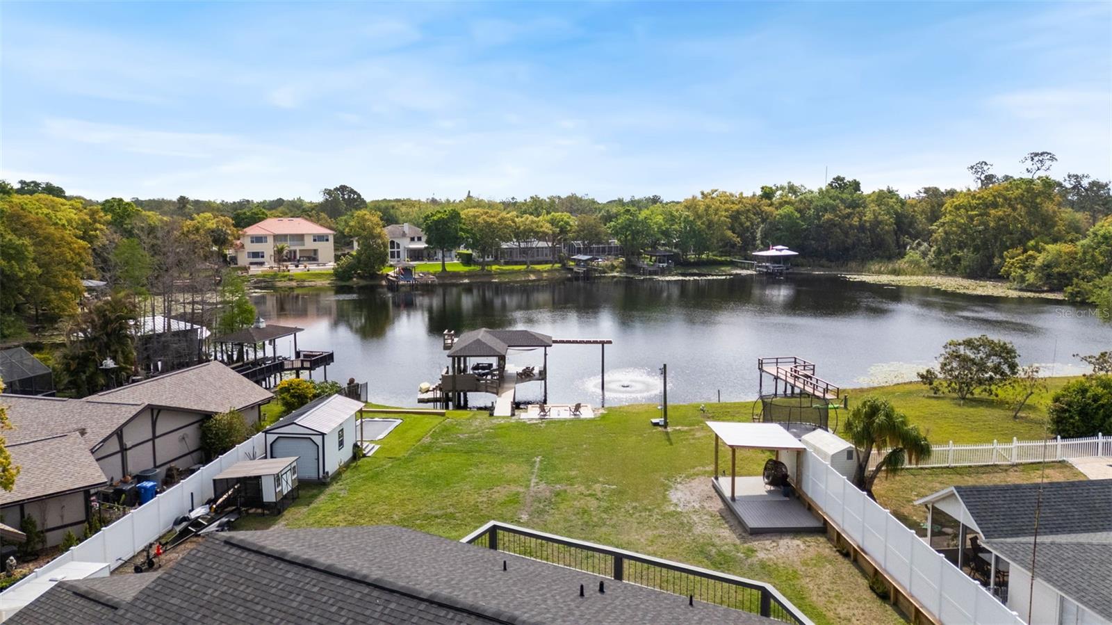 ECHOLS LAKE CARROLL ESTATES 4T - Residential