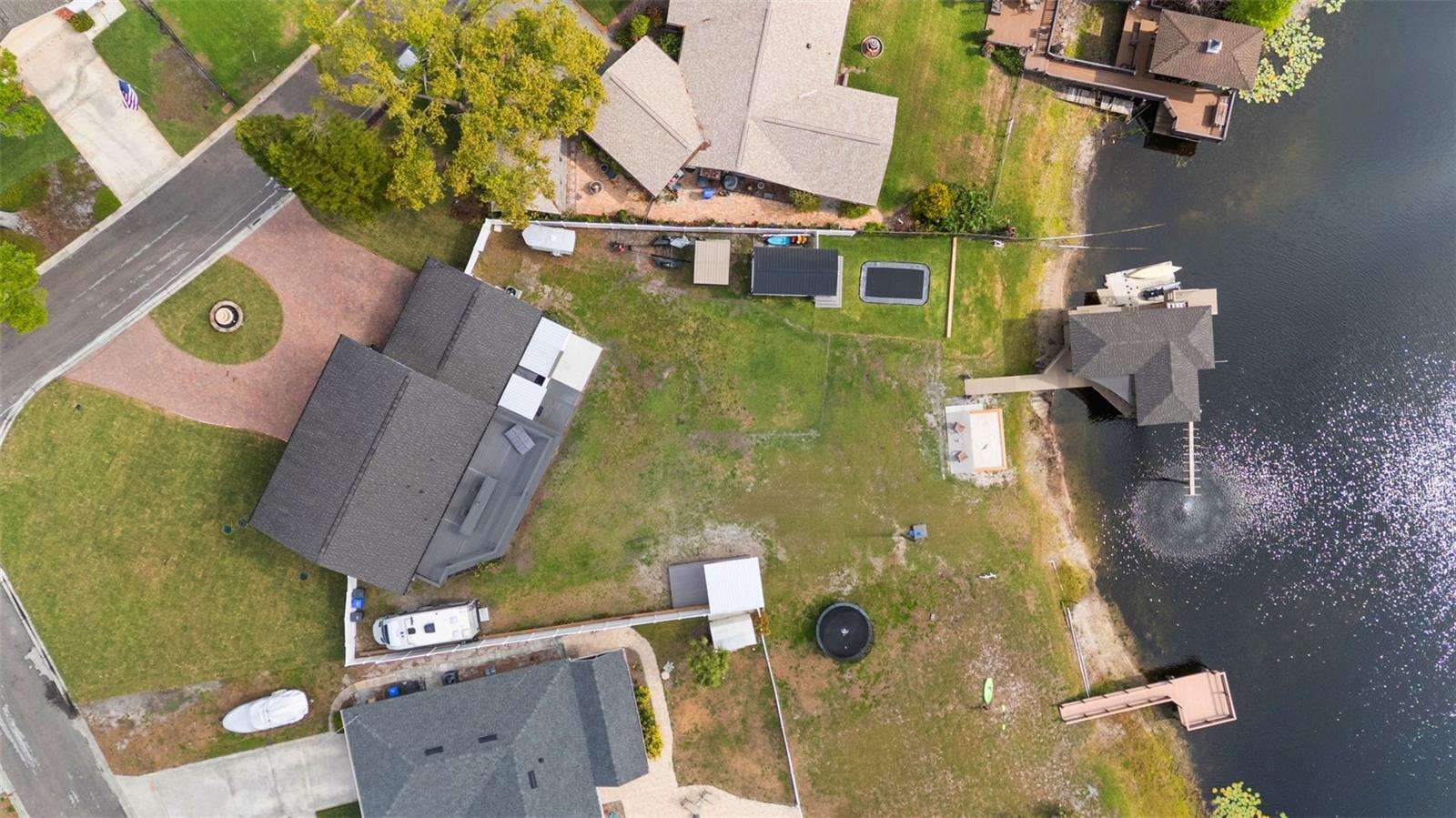 ECHOLS LAKE CARROLL ESTATES 4T - Residential