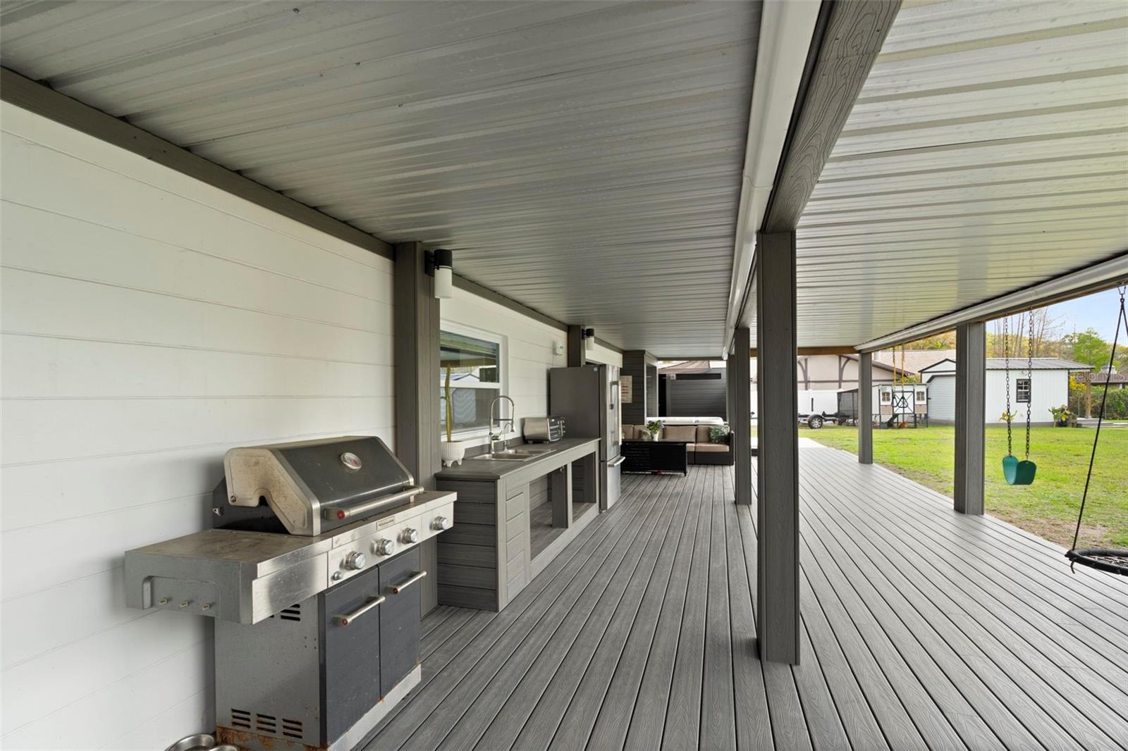 ECHOLS LAKE CARROLL ESTATES 4T - Residential