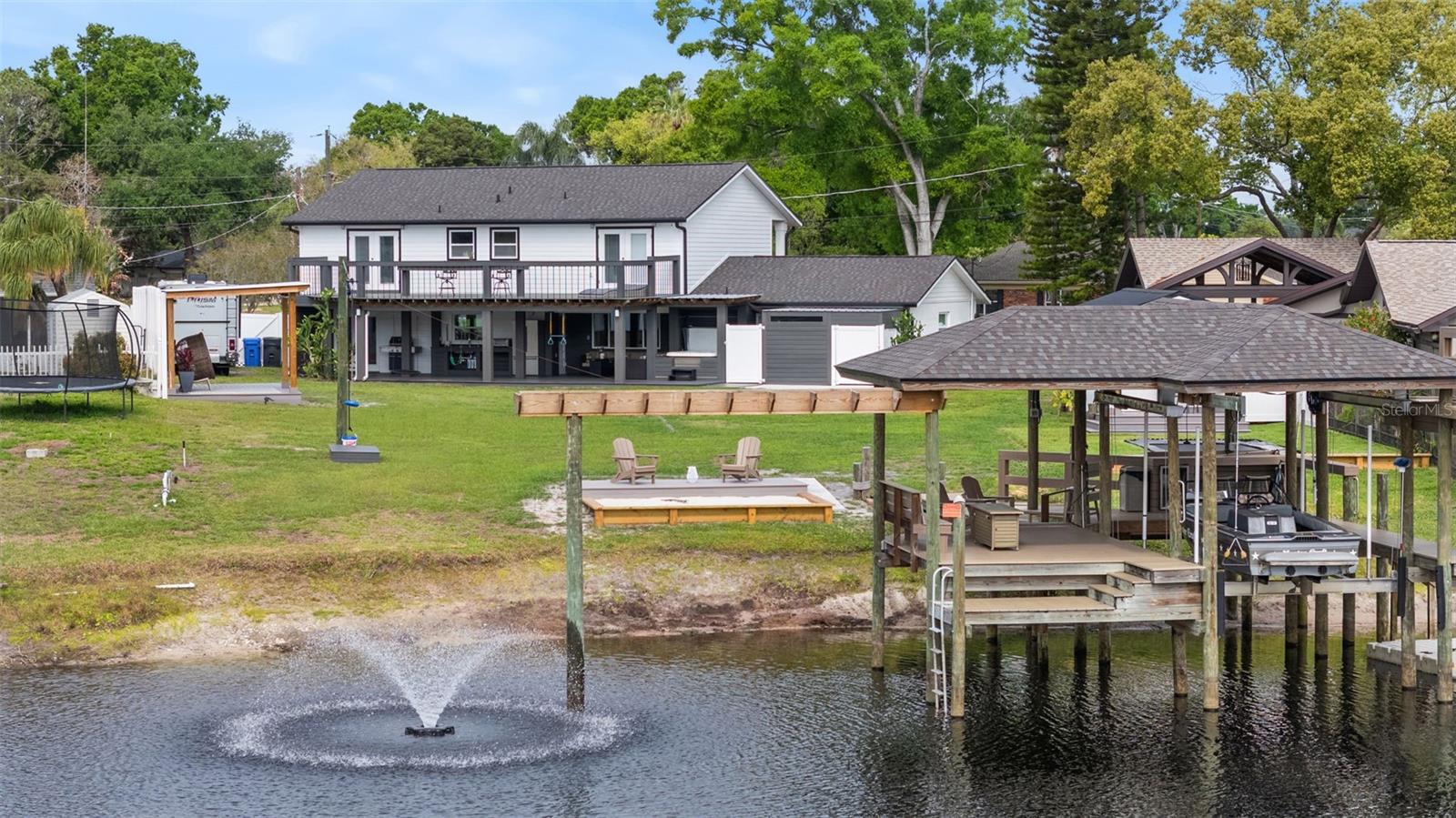 ECHOLS LAKE CARROLL ESTATES 4T - Residential