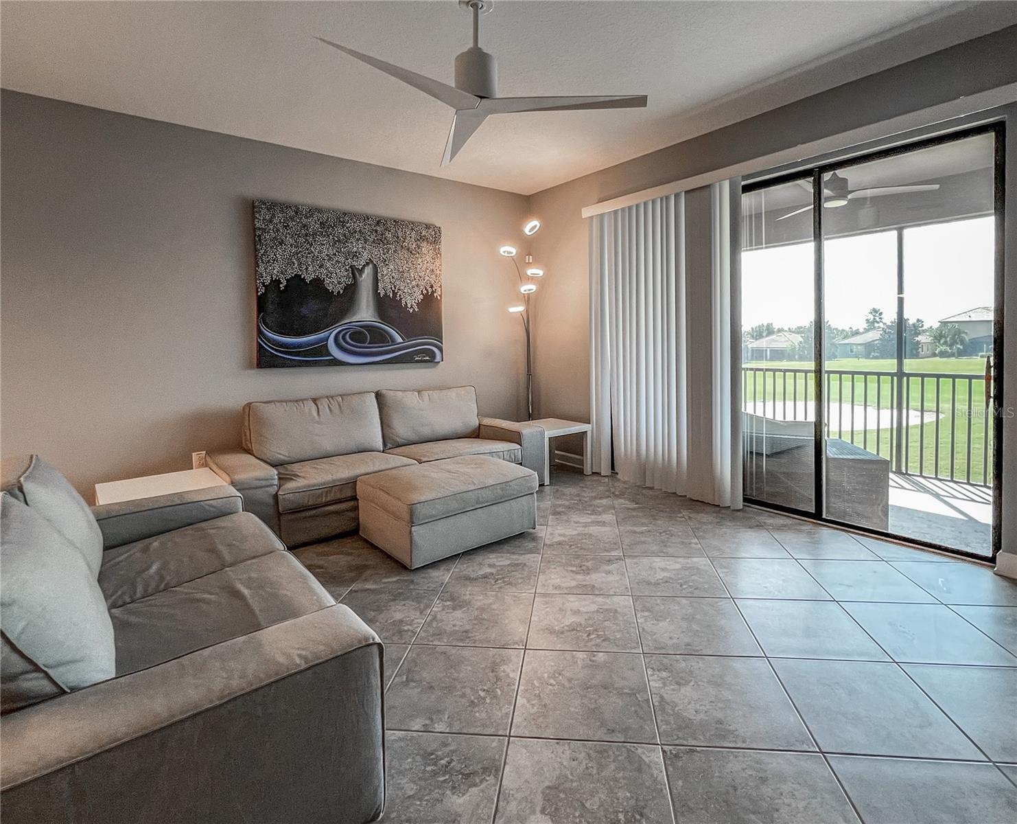 CHAMPIONS CLUB CONDO PH 29 - Residential