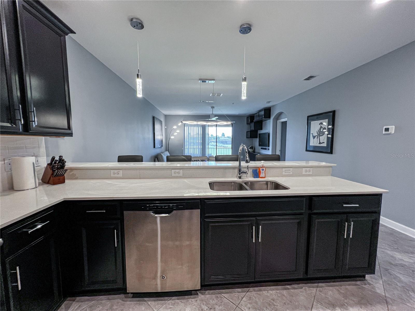 CHAMPIONS CLUB CONDO PH 29 - Residential