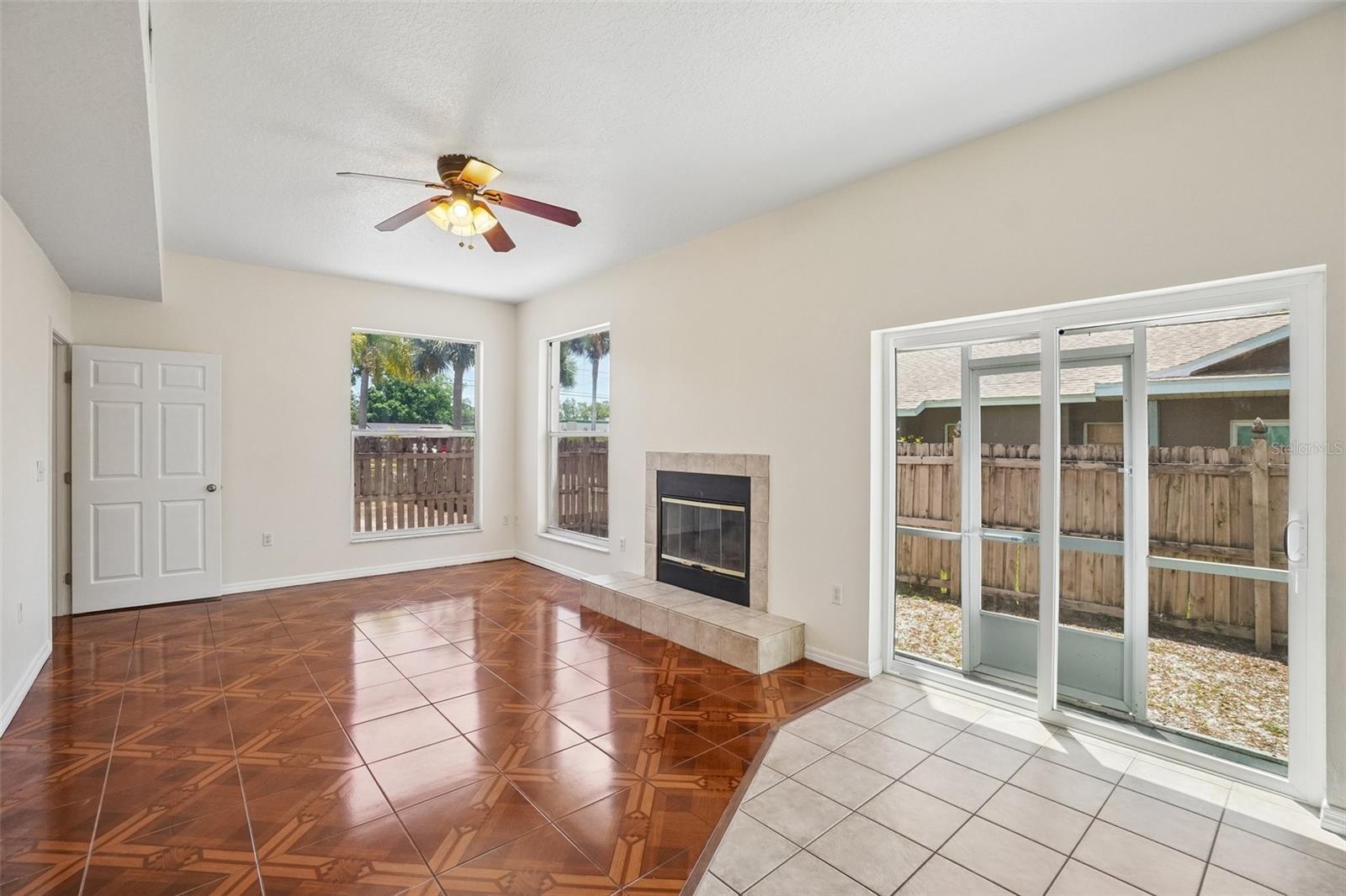 ACREAGE - Residential