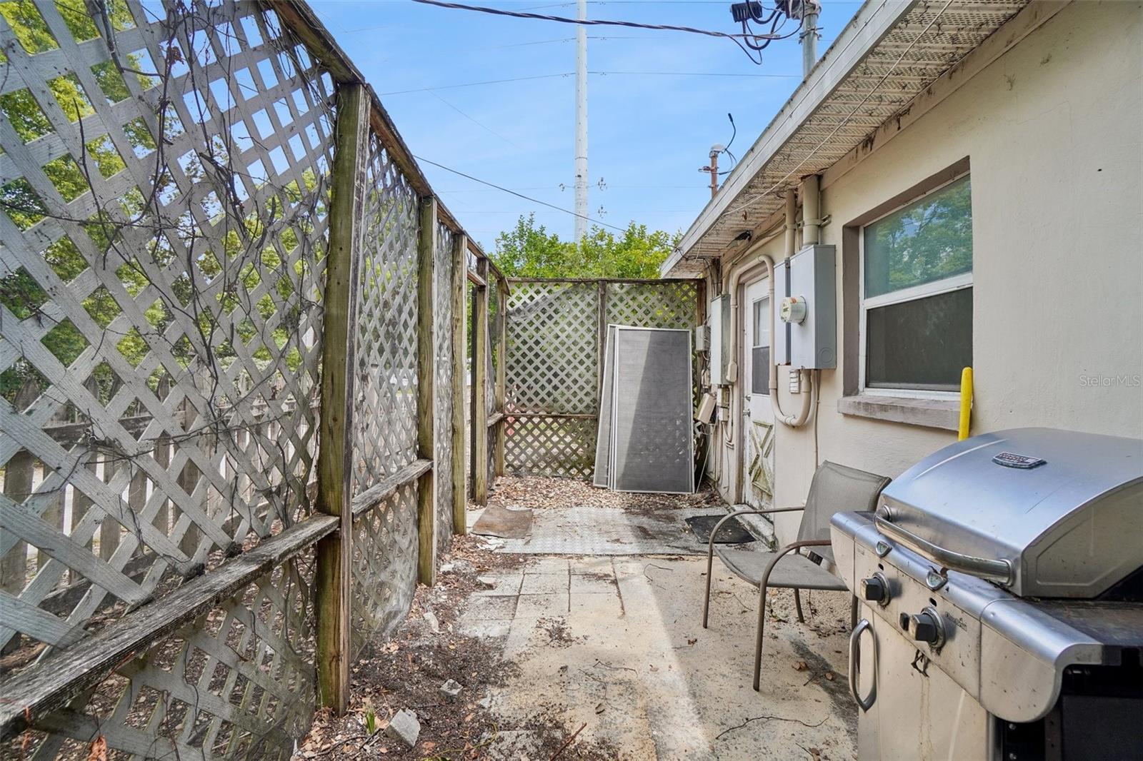 ACREAGE - Residential