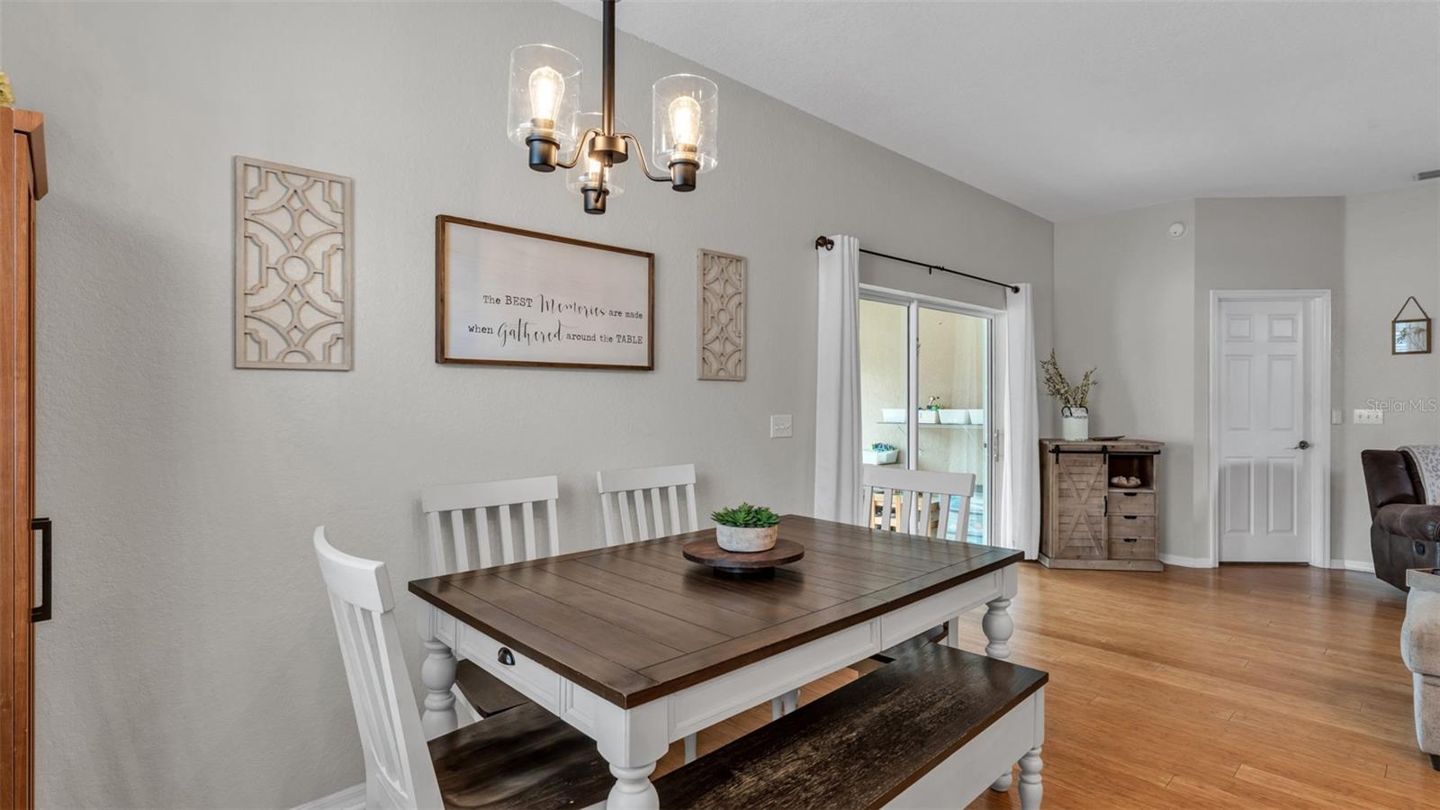 TOWNE PARK ESTATES - Residential