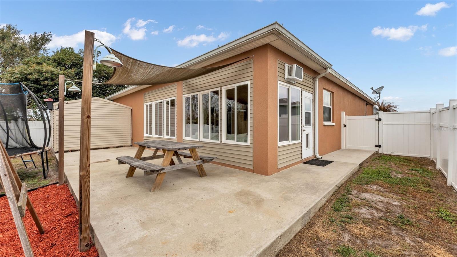 TOWNE PARK ESTATES - Residential