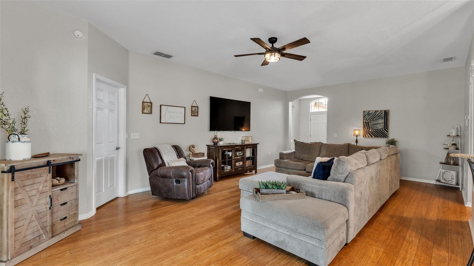 TOWNE PARK ESTATES - Residential