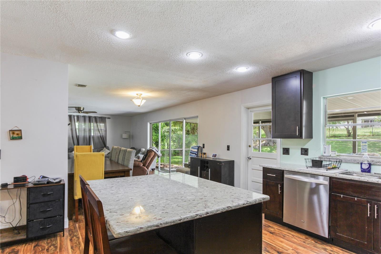 SPRING OAKS - Residential