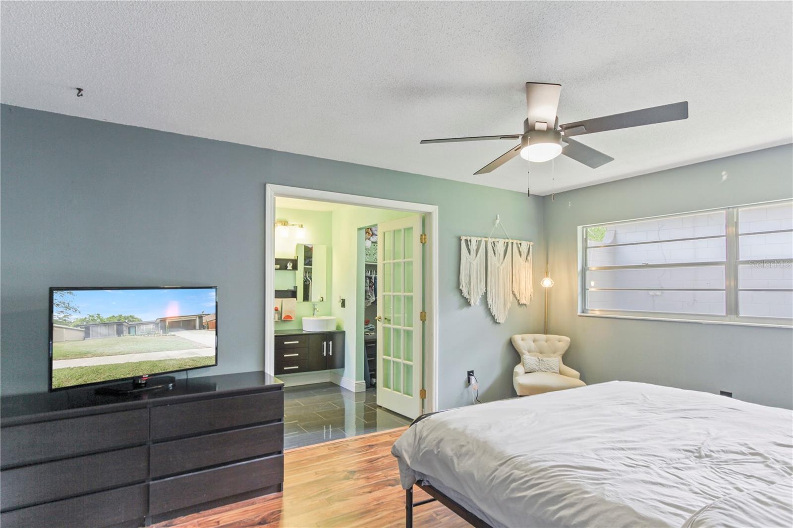 SPRING OAKS - Residential