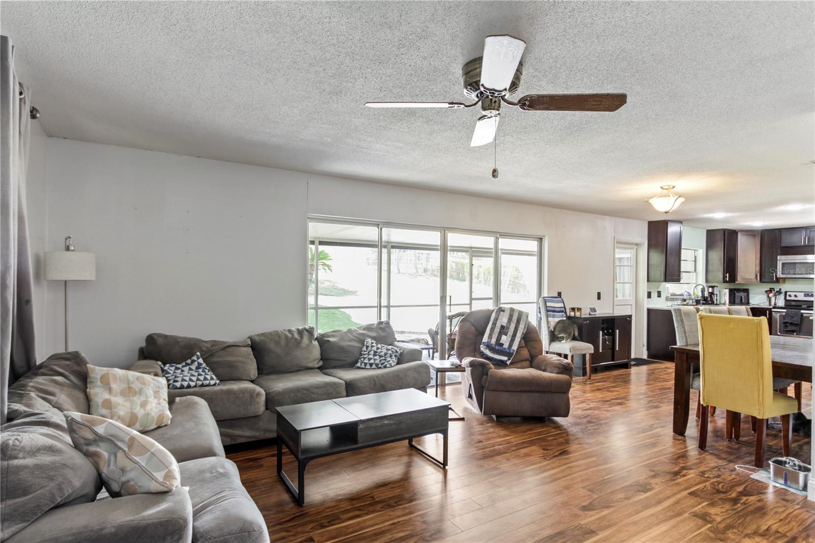 SPRING OAKS - Residential