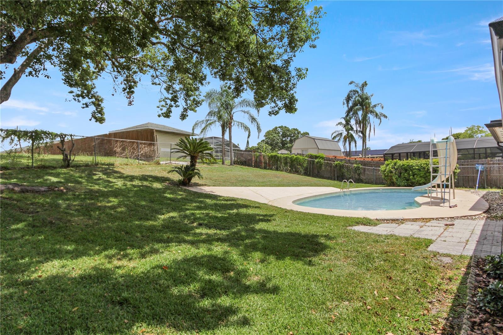 SPRING OAKS - Residential