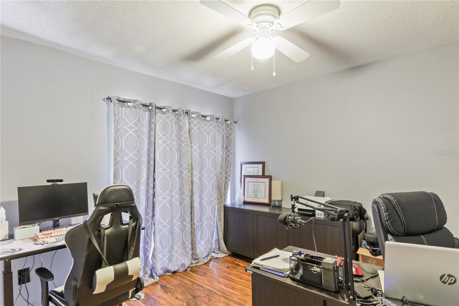 SPRING OAKS - Residential