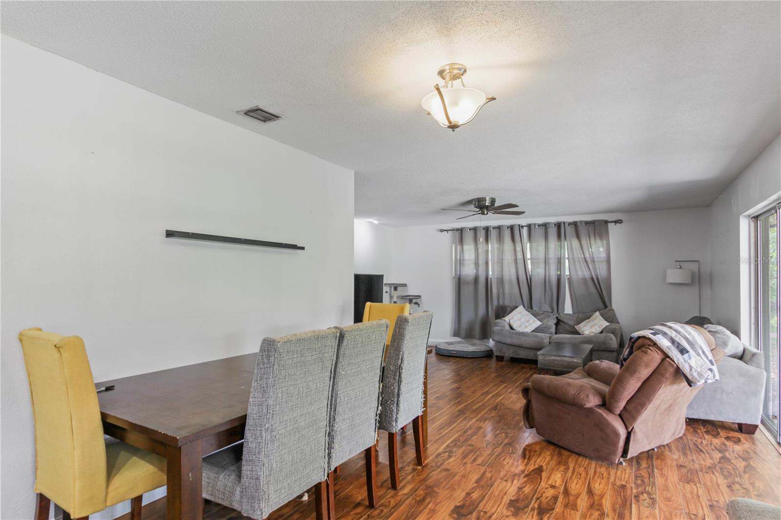 SPRING OAKS - Residential