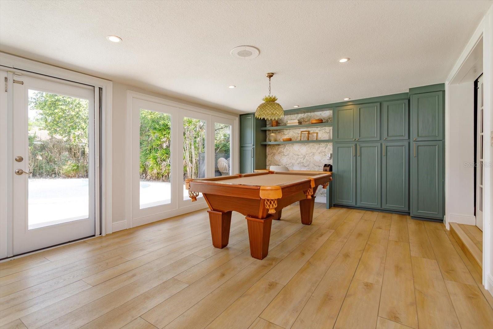 WINTER PARK PINES MERRIE OAKS - Residential