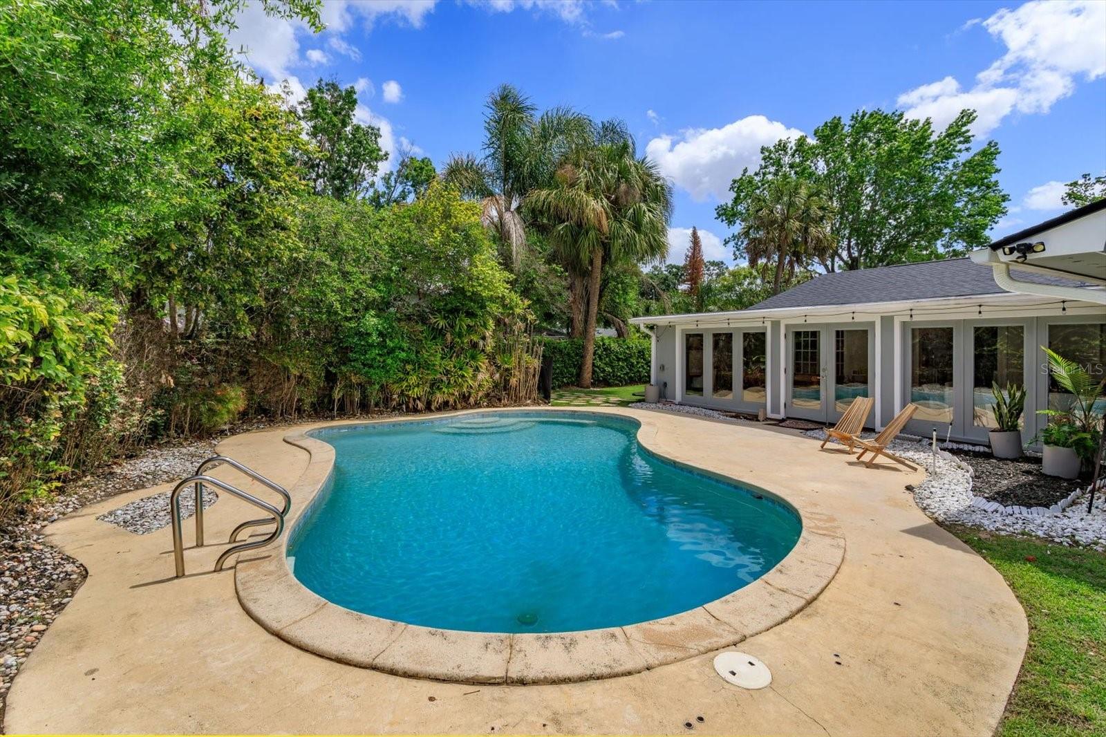 WINTER PARK PINES MERRIE OAKS - Residential