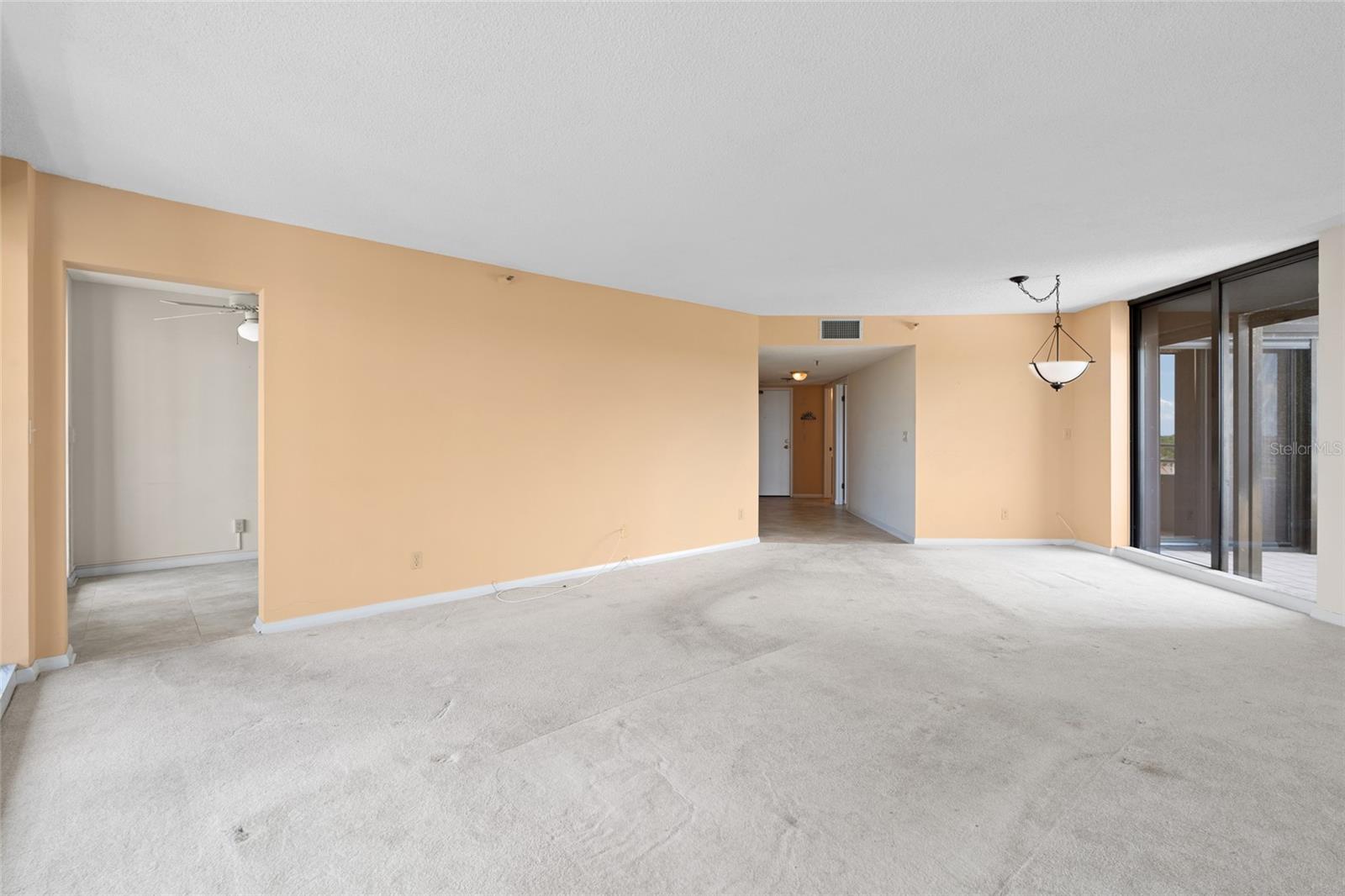 5950 PELICAN BAY PLAZA S 605