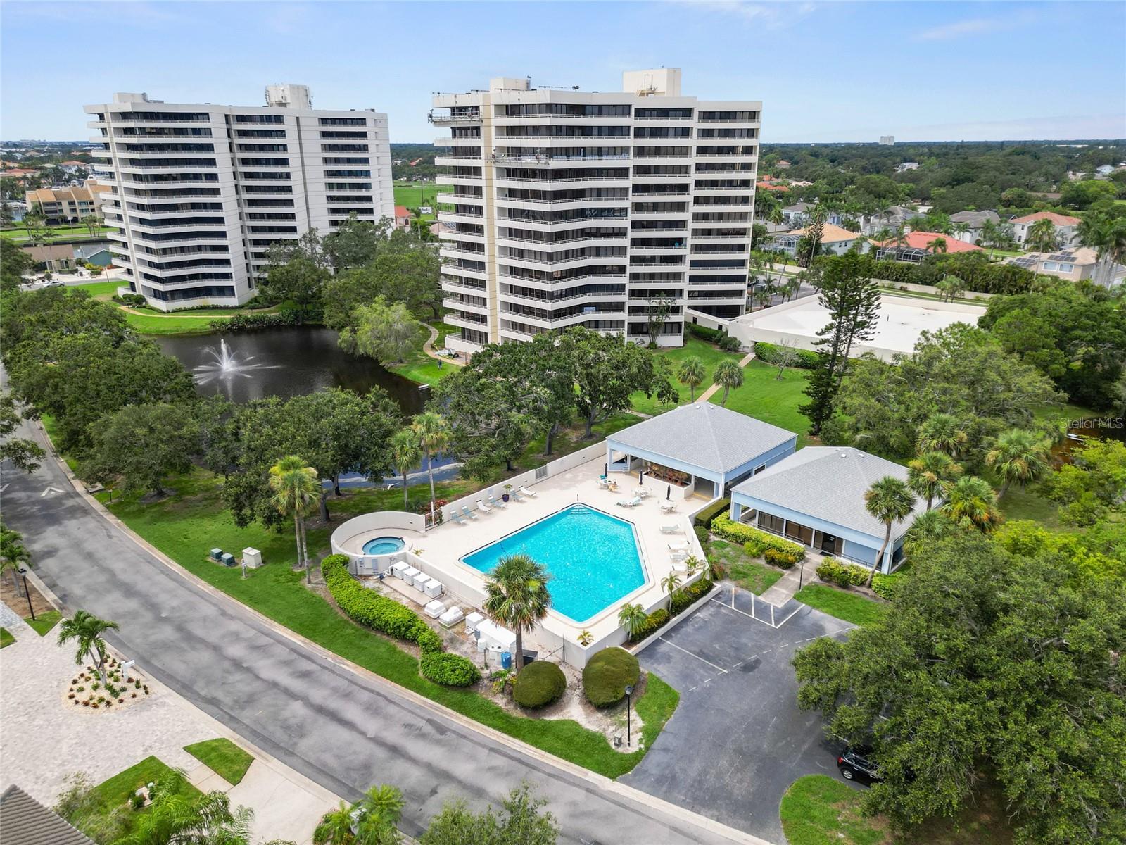 5950 PELICAN BAY PLAZA S 605