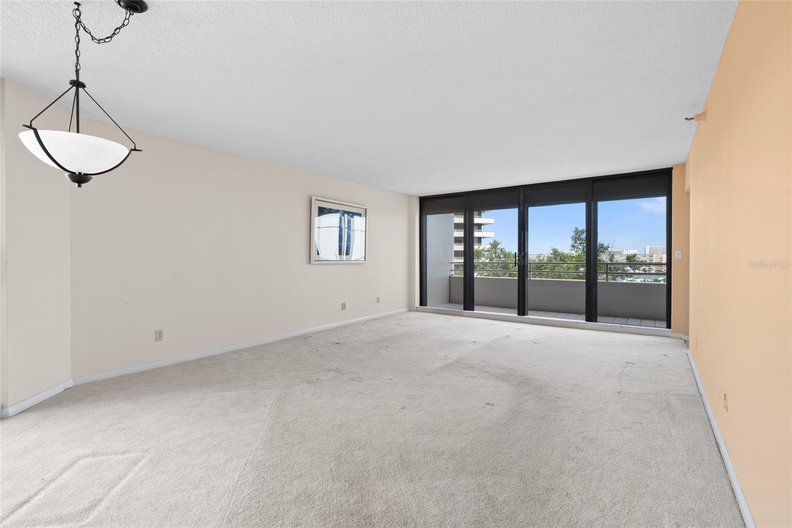 5950 PELICAN BAY PLAZA S 605