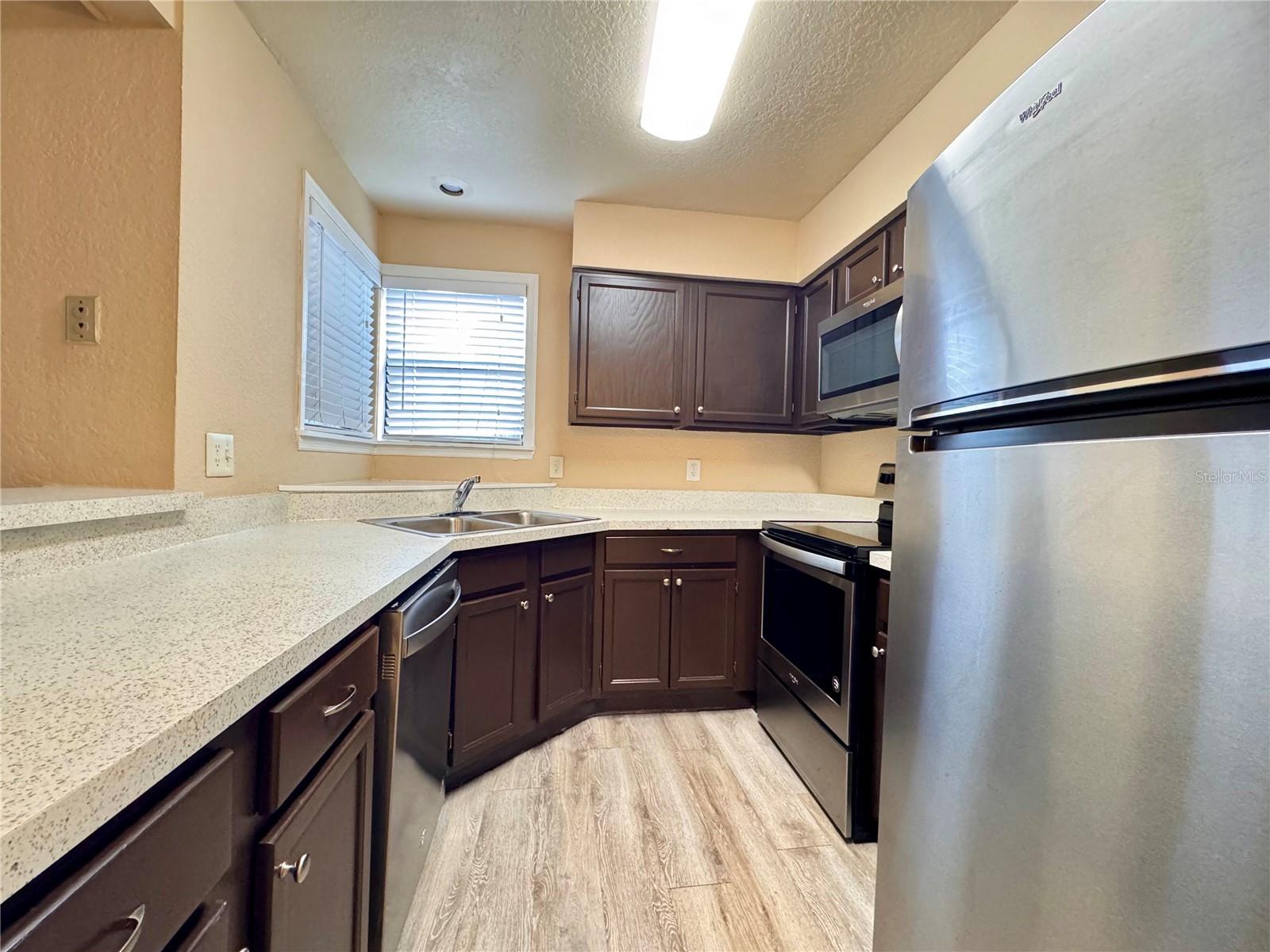 PARKVIEW VILLAGE BLDG 3032 - Residential Lease