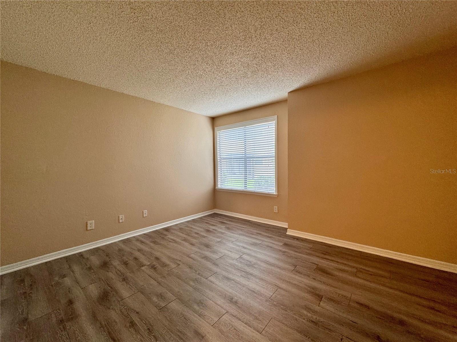 PARKVIEW VILLAGE BLDG 3032 - Residential Lease