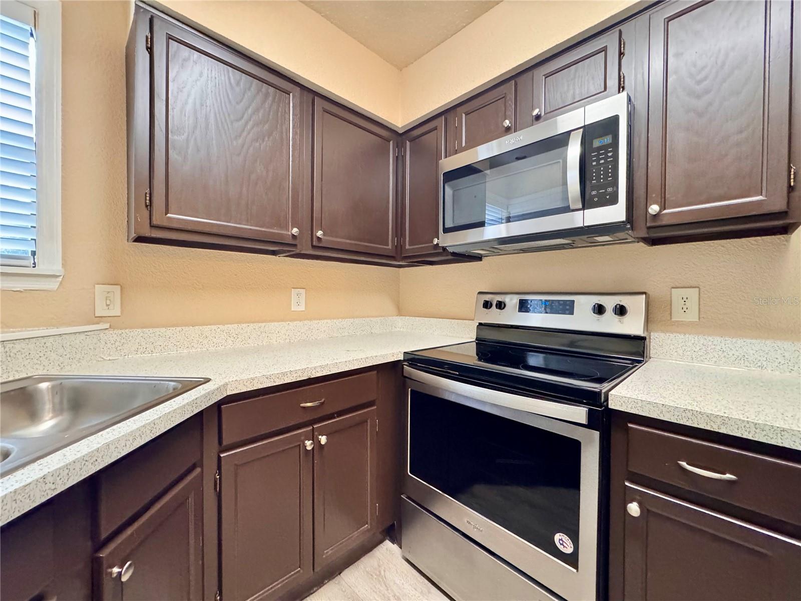 PARKVIEW VILLAGE BLDG 3032 - Residential Lease