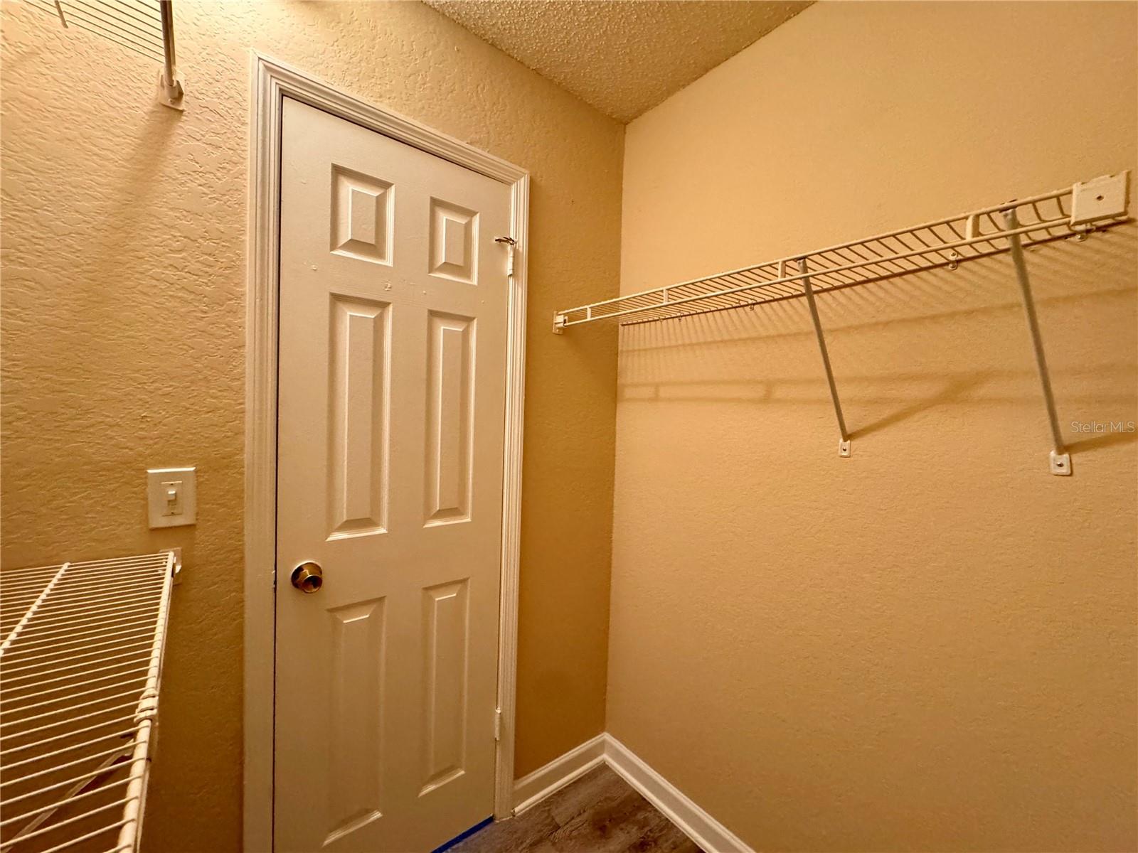 PARKVIEW VILLAGE BLDG 3032 - Residential Lease
