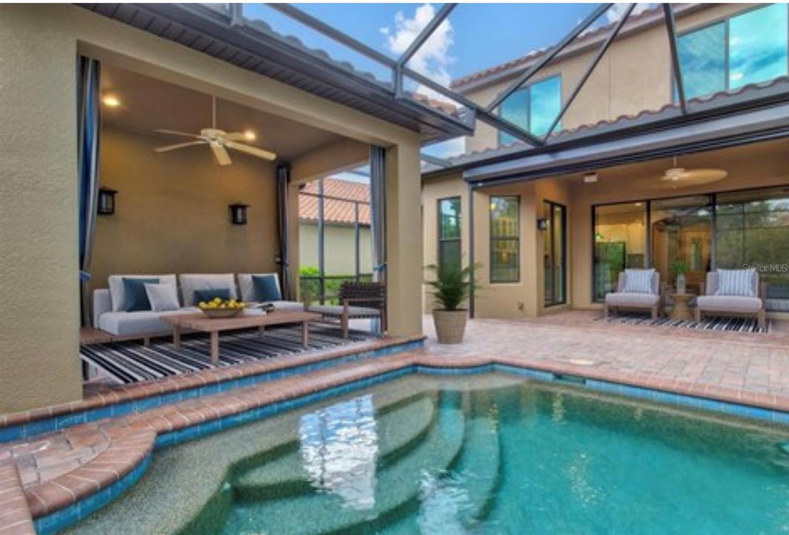 ESPLANADE PH I - Residential