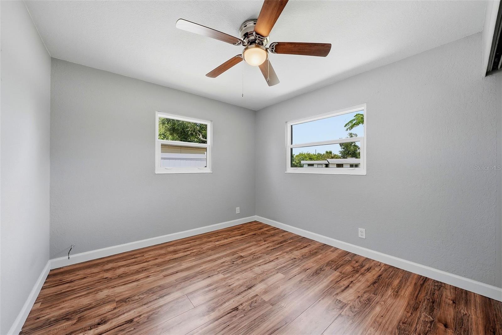 FAIRLAWN PARK - Residential