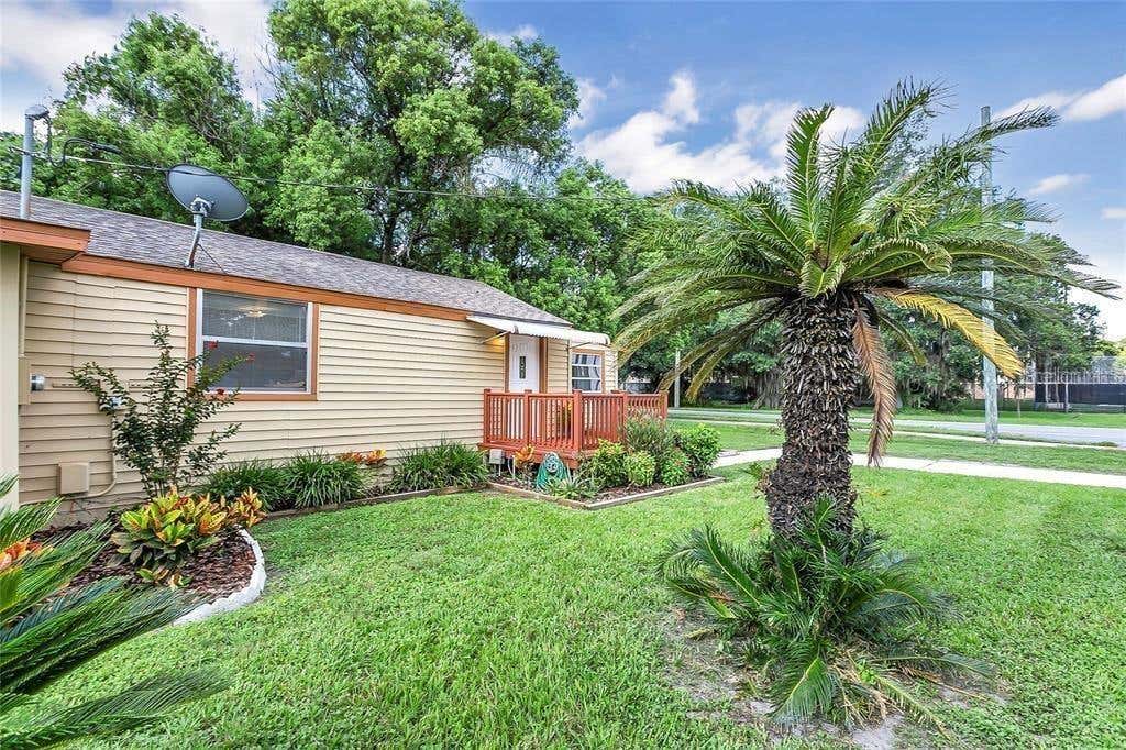 Photo of 2400 Shannon Road, Orlando, FL 32806 (MLS # S5153165)