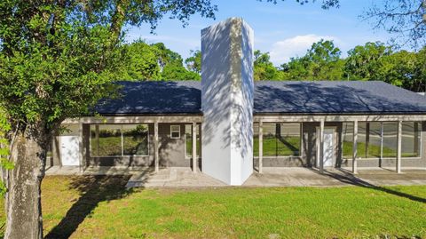 Photo of 346 N Volusia Avenue, Orange City, FL 32763 (MLS # O6398568)